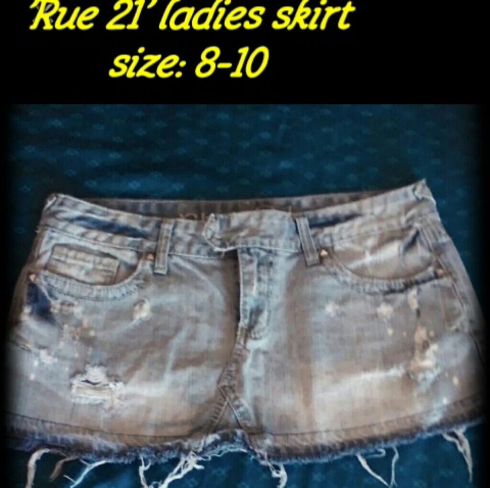Ladies skirt